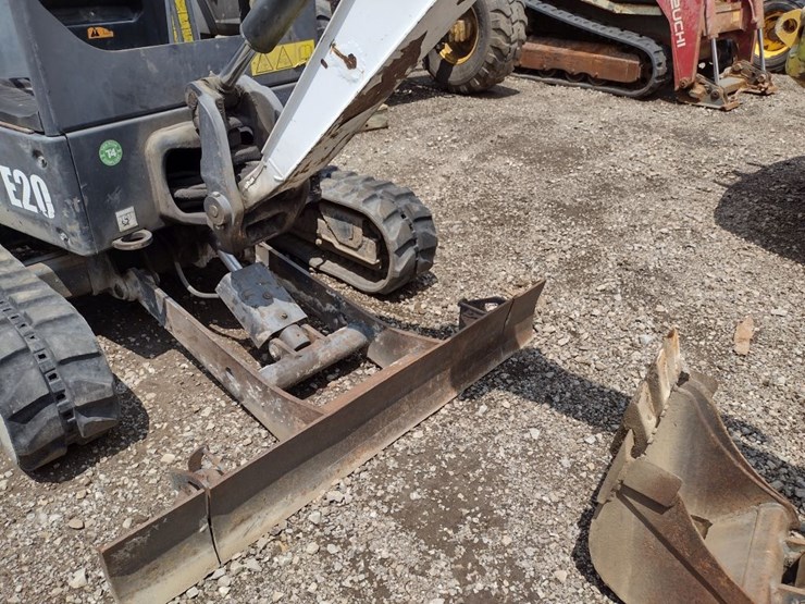 bobcat-e20-image-24
