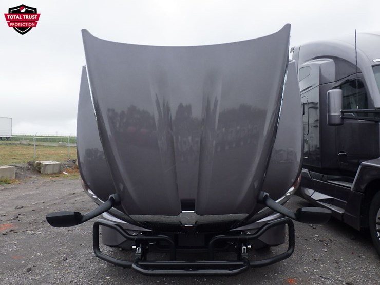 2023-kenworth-t680-image-30