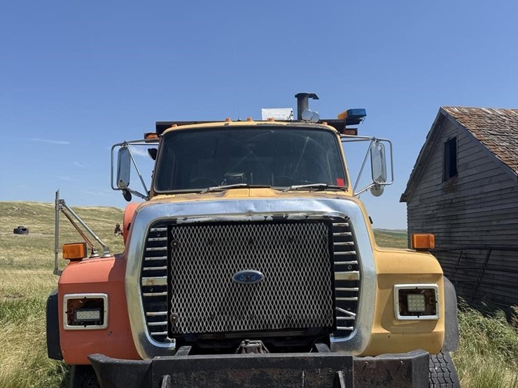 1991-ford-lt9000-image-2