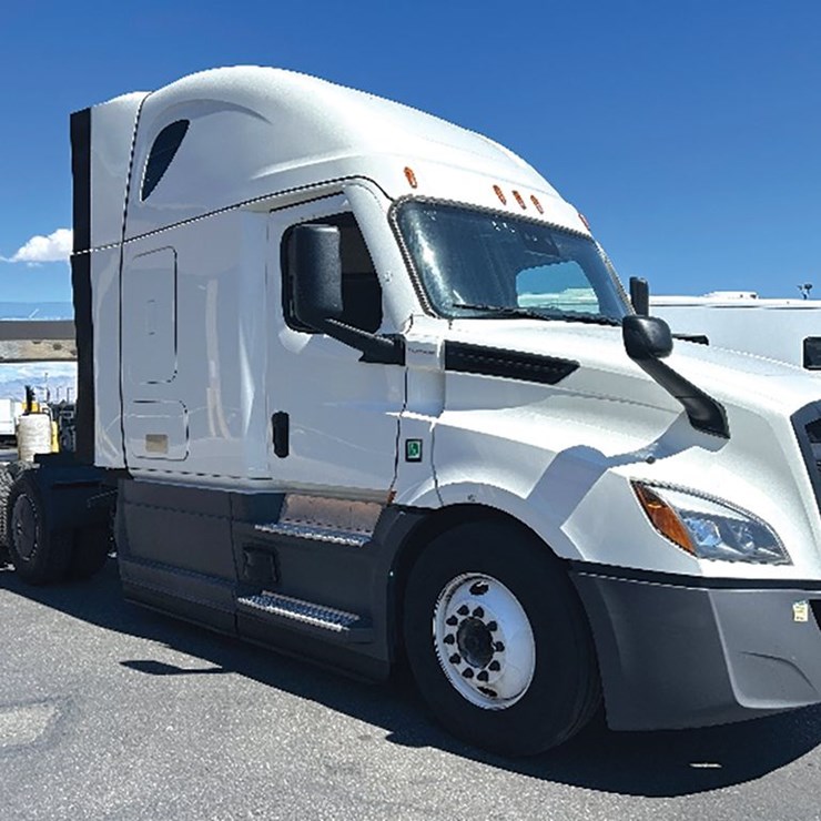 2023 FREIGHTLINER CASCADIA 126