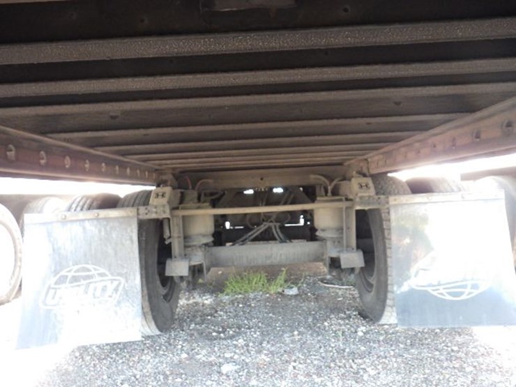 2023-utility-3000r-image-12