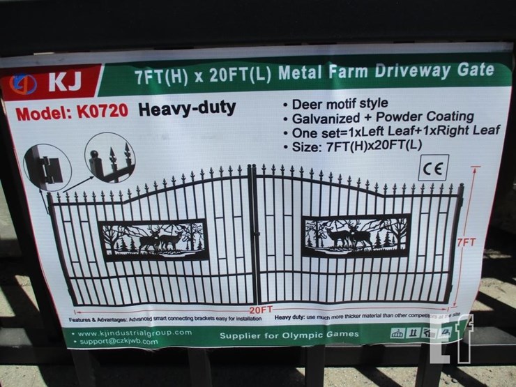 7'-x-20'-bi-parting-driveway-farm-gate-image-4