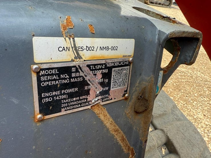 2023-takeuchi-tl12v2-image-28