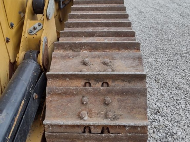 caterpillar-d1-image-18