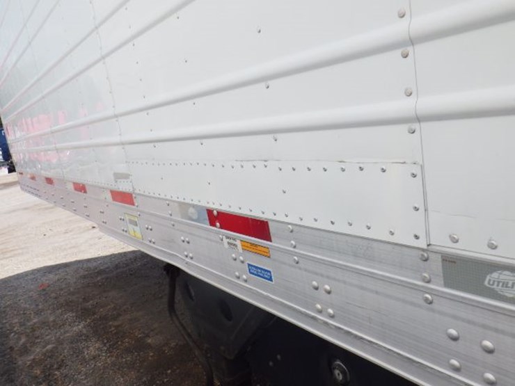 2019-utility-3000r-image-18