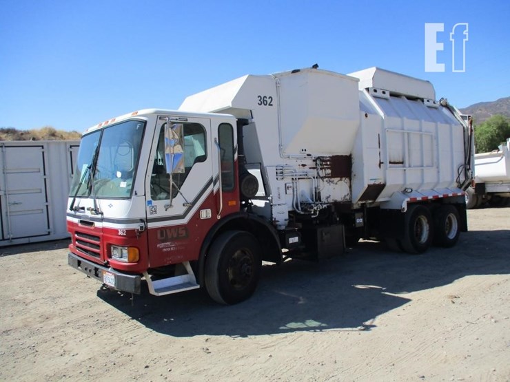 2005-freightliner-condor-image-2
