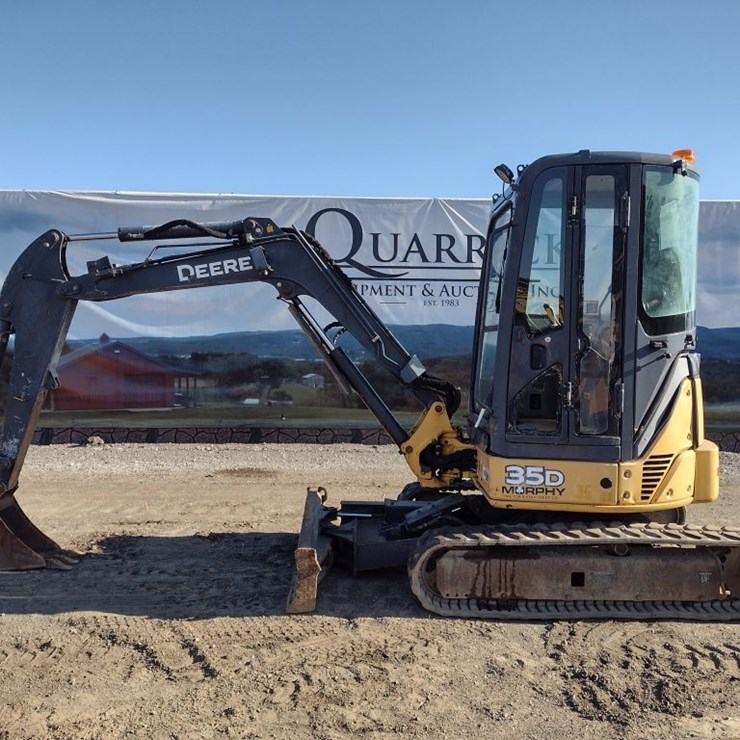 DEERE 35D