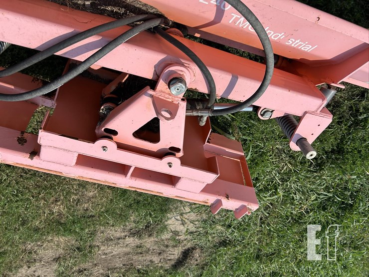 tmg-industrial-sp-240-blade-image-9