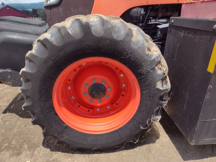 kubota-m108s-image-18