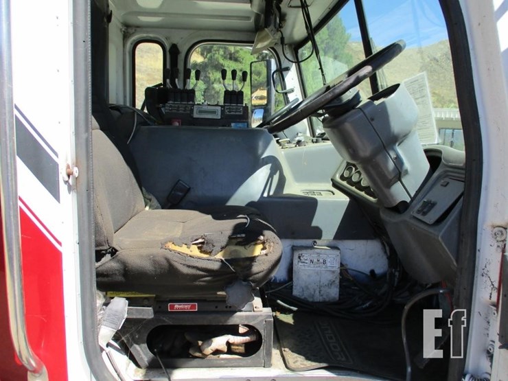 2005-freightliner-condor-image-7