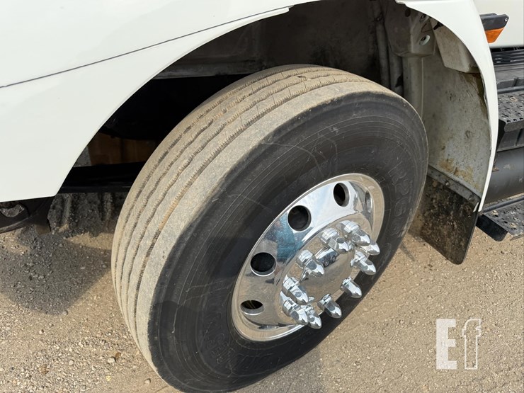 2009-international-transtar-8600-image-12