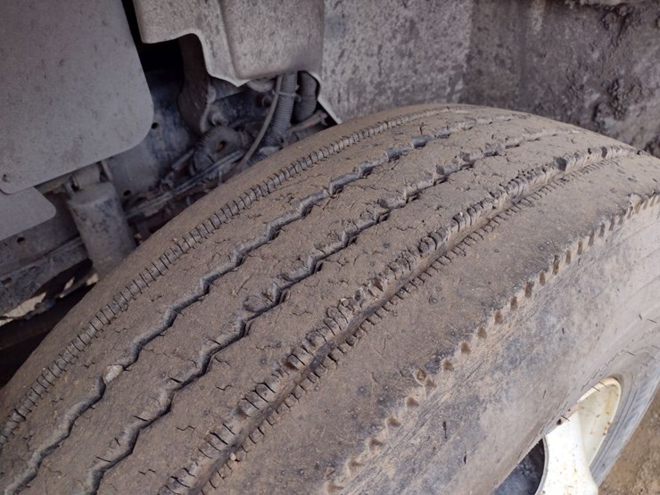 international-durastar-4400-image-21