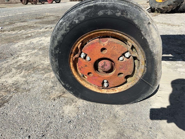 farmall-300-gas-image-49