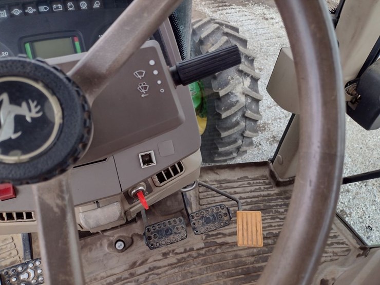 john-deere-7230-image-9