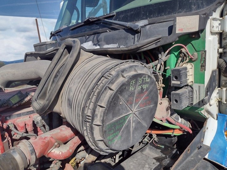 international-prostar-image-18