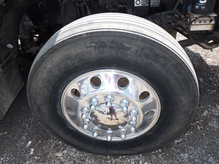 2015-kenworth-t800-image-21