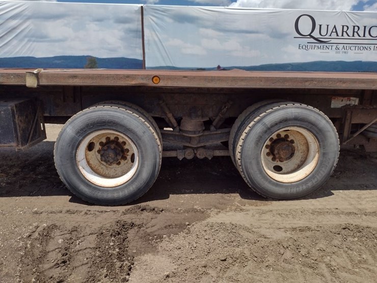western-star-4900-image-23