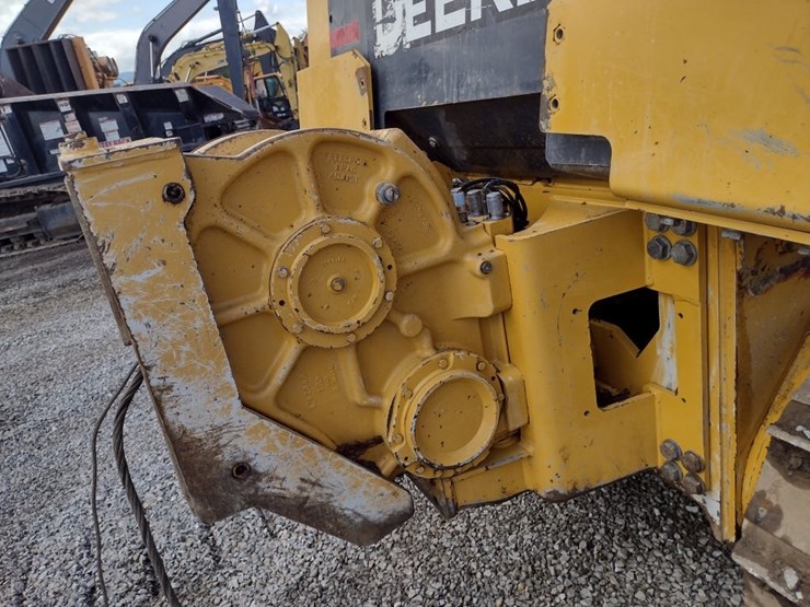 deere-700l-image-37