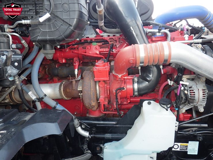 2024-kenworth-t680-image-31