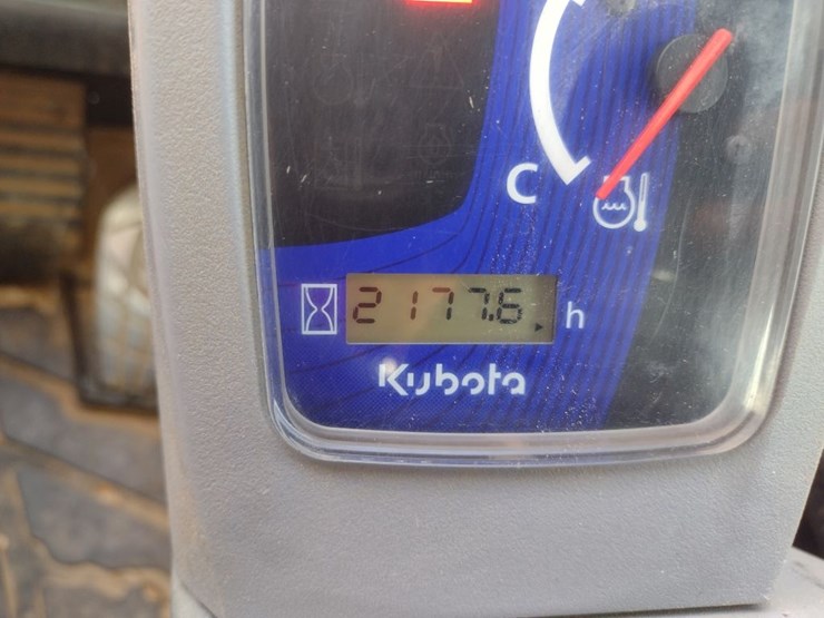 kubota-svl90-2-image-5