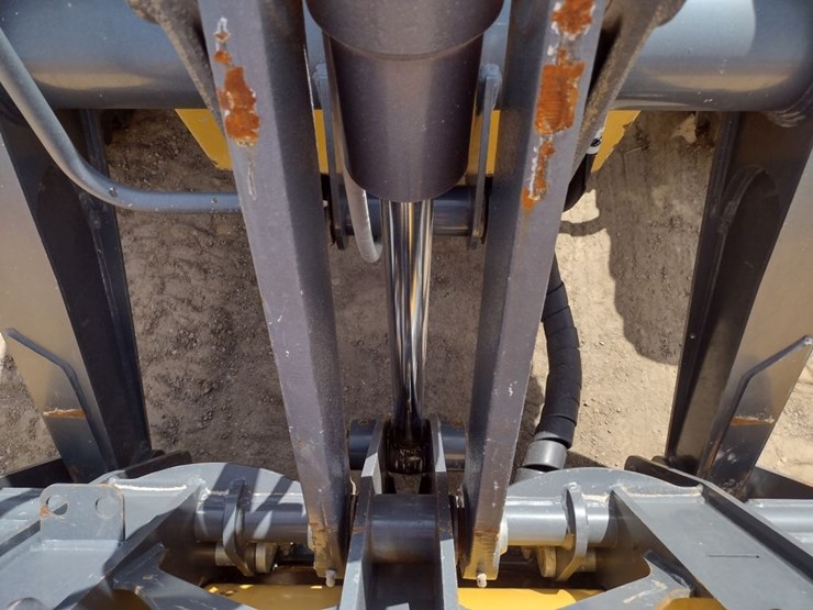 deere-310sl-image-21