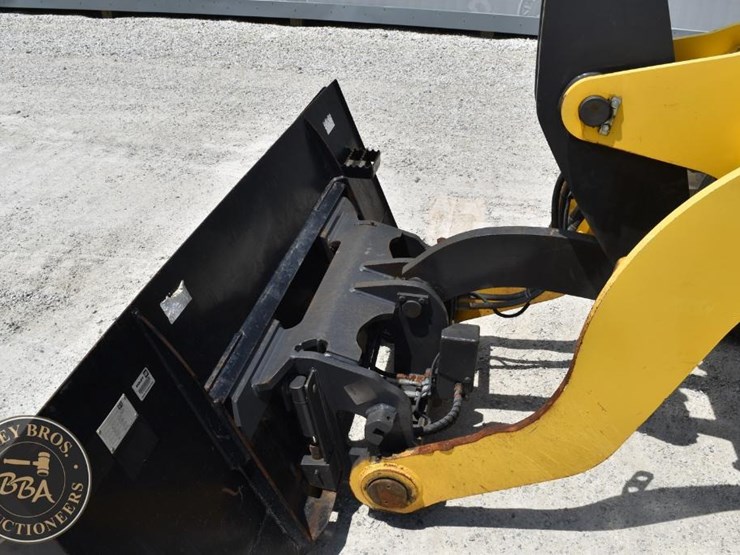 2018-new-holland-w80c-image-23