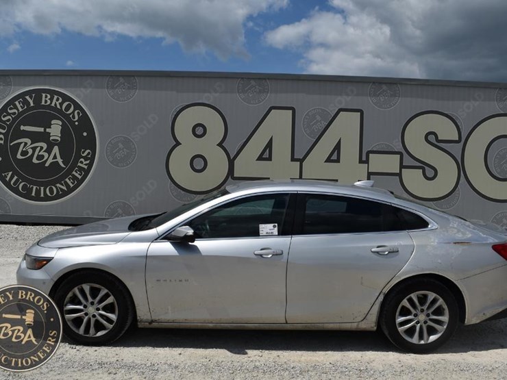 2018-chevrolet-malibu-46449-image-2