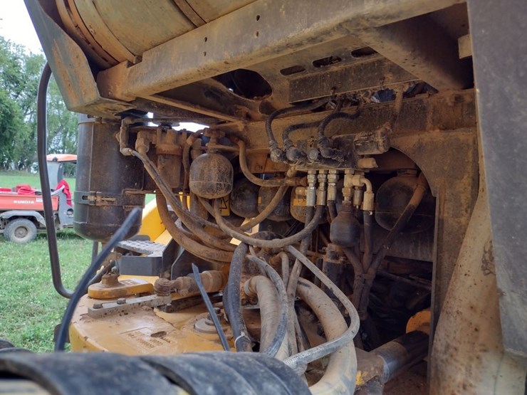 volvo-a25f-image-30