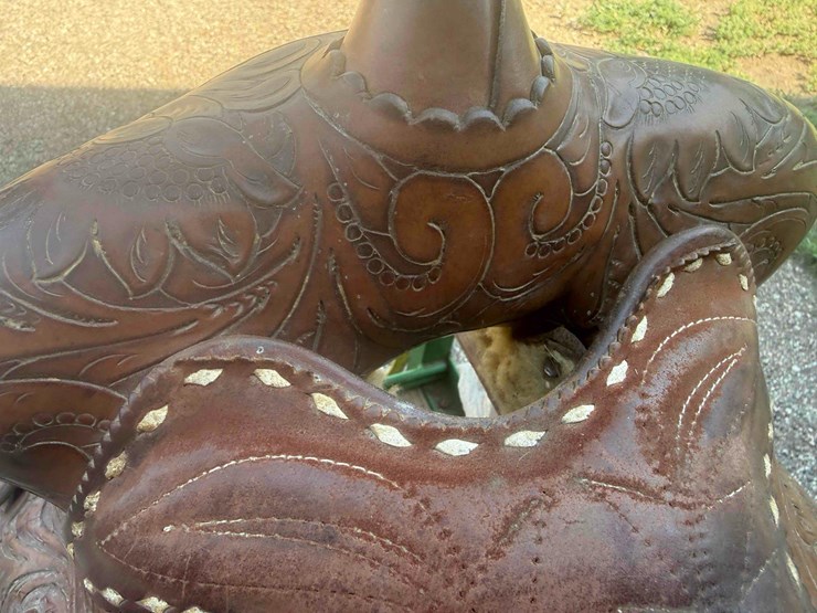 longhorn-saddle-image-8