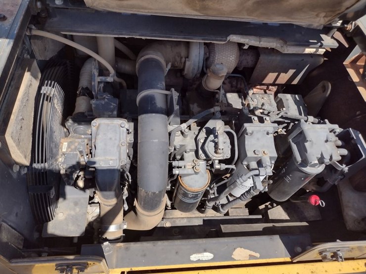 komatsu-pc450-lc-8-image-38