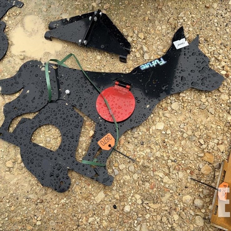 FUTURE COYOTE SHAPED SHOOTING TARGET