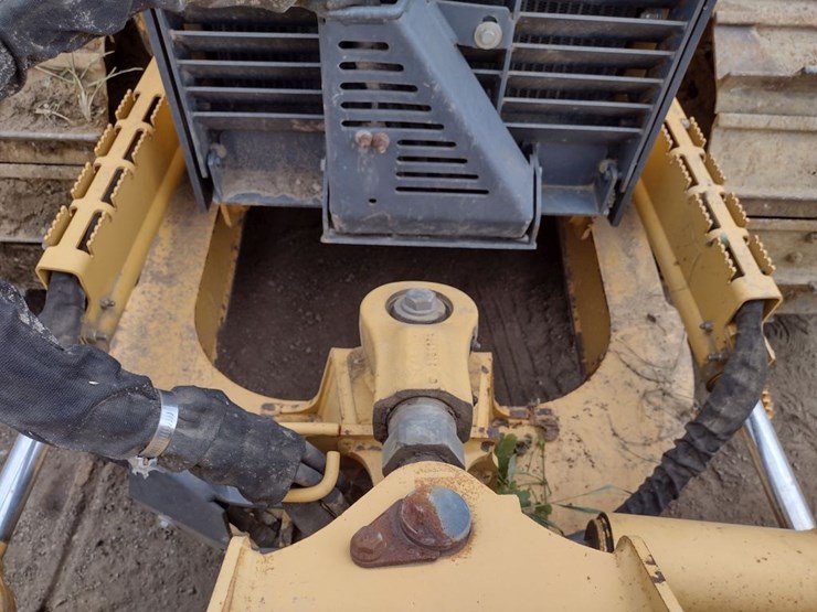 deere-450j-lgp-image-38