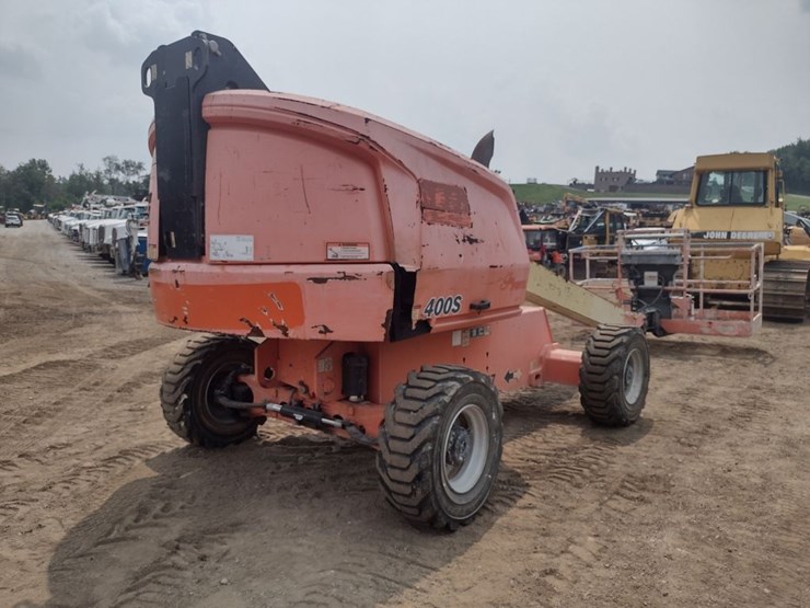 jlg-400s-image-25