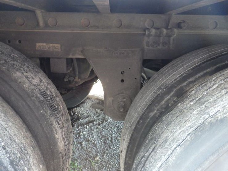2023-utility-3000r-image-13
