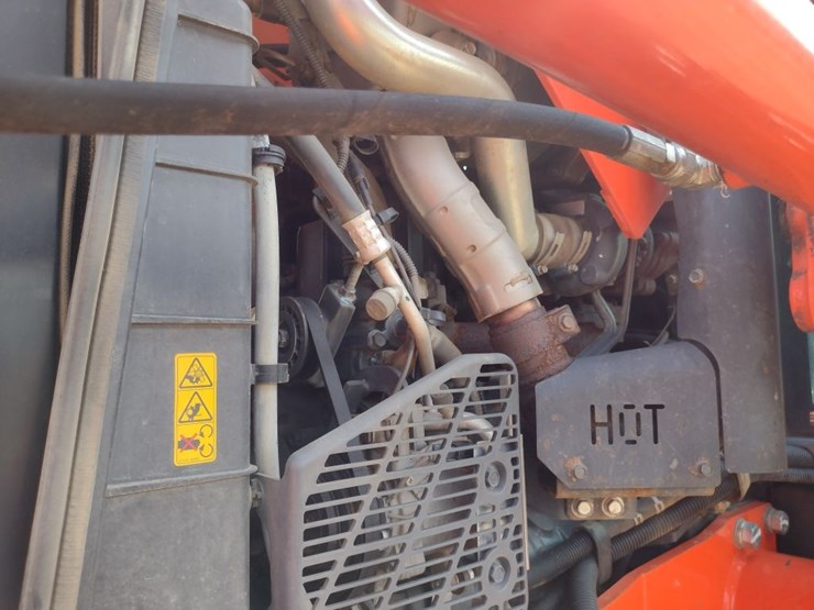 kubota-m7060d-image-30
