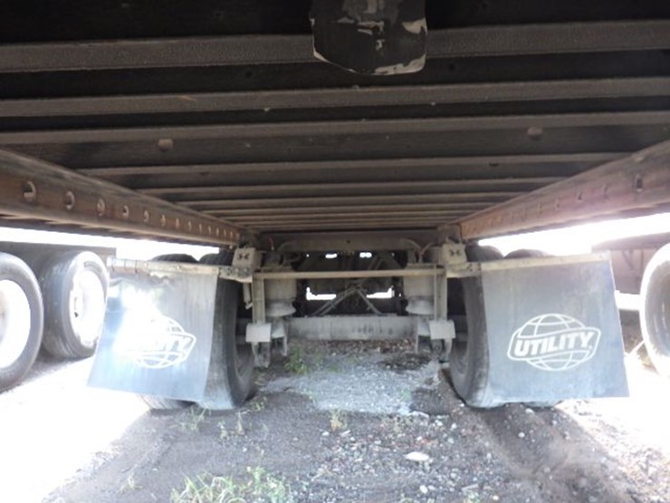 2023-utility-3000r-image-9