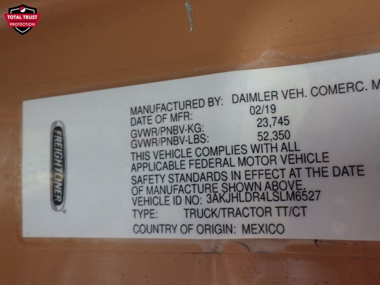 2020-freightliner-cascadia-126-image-20