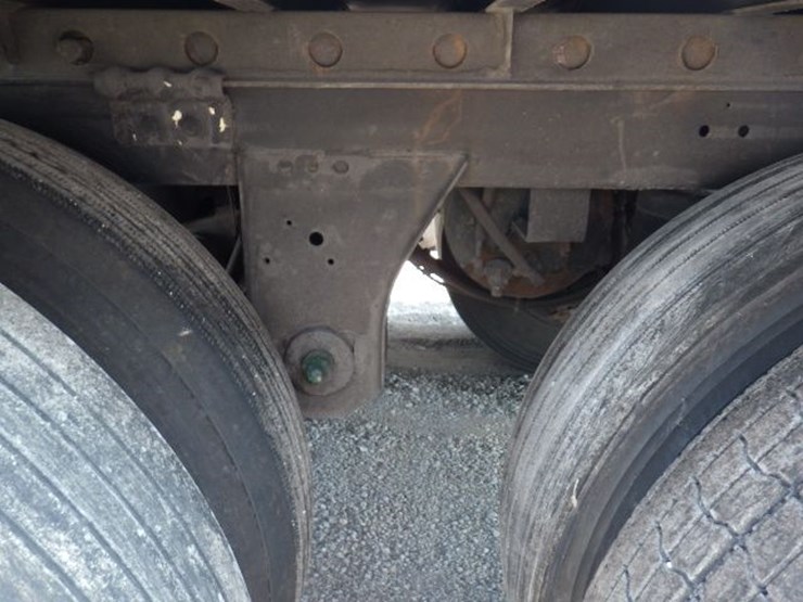 2018-utility-3000r-image-13