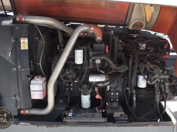 2012-jlg-g9-43a-image-21
