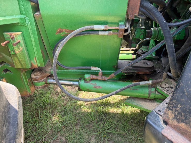 2000-john-deere-9300-image-52