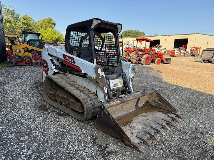 2022-bobcat-t550-image-6
