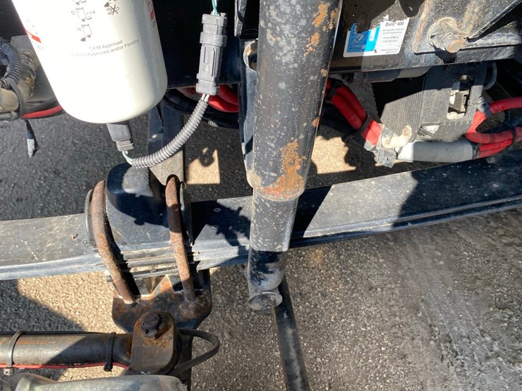 2018-kenworth-t440-image-49