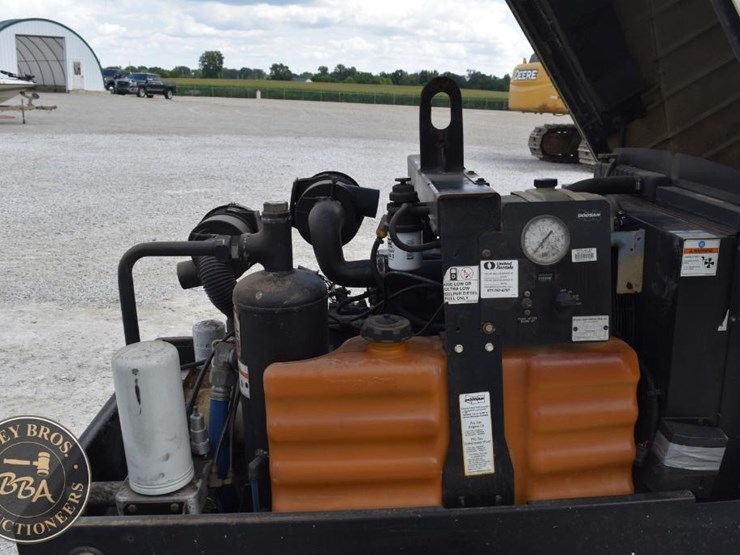 2010-doosan-c185-image-18