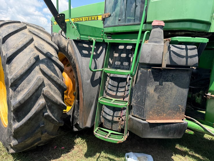2000-john-deere-9300-image-27