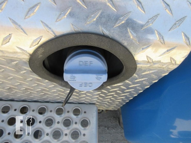 2016-kenworth-t270-image-35