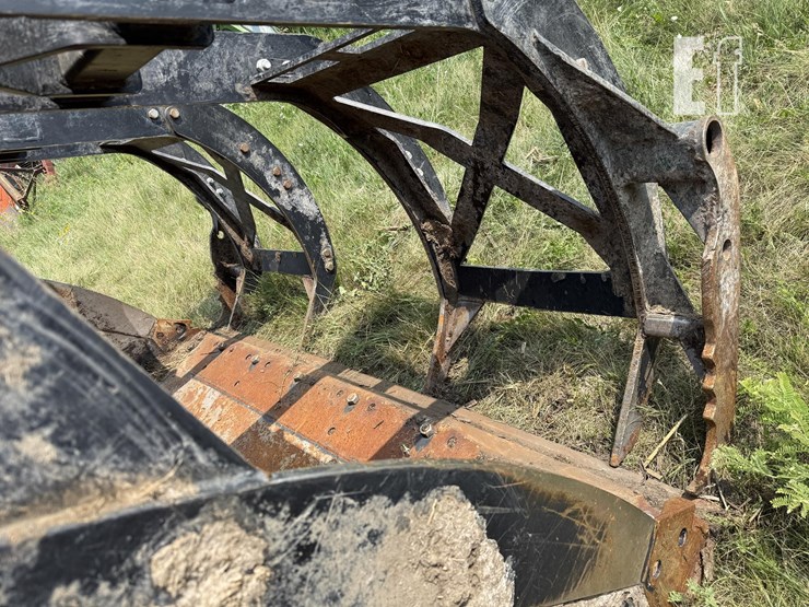 caterpillar-926-image-11