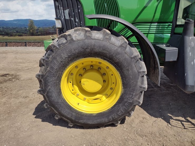 john-deere-7520-image-15