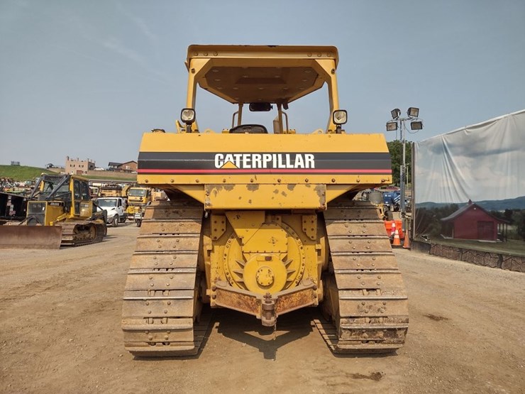 caterpillar-d6h-image-4