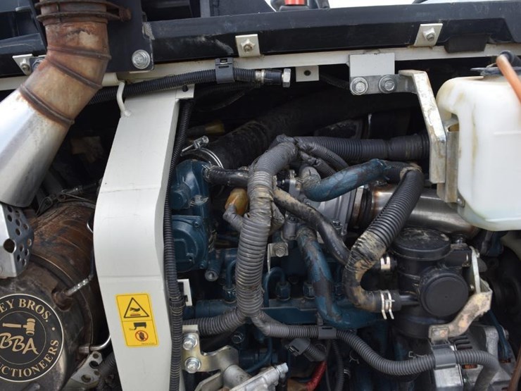 2019-kubota-kx057-4-image-46