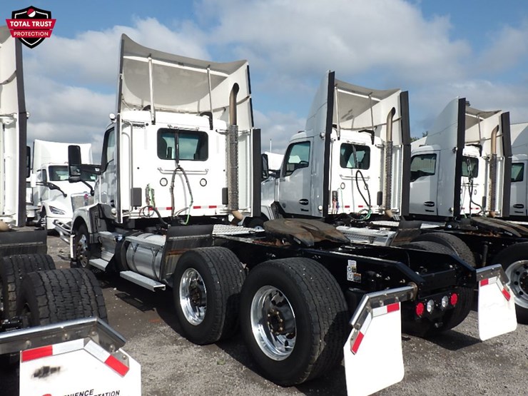 2024-kenworth-t680-image-12